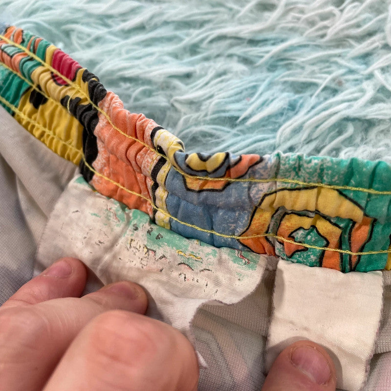 Vintage 90s Funky pattern Shorts - XL