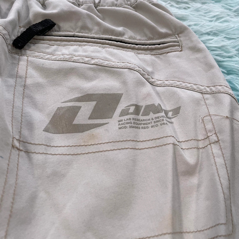 Vintage Y2K DNC Cargo Hiking Shorts - XL