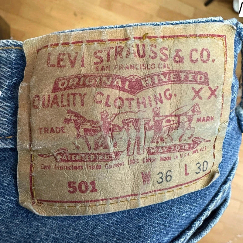 Vintage 90s Levi’s Jeans Made in USA - 36W 30L