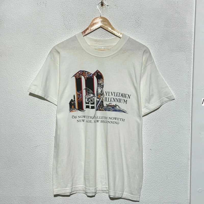 Vintage 90s White Millennium Graphic T Shirt a