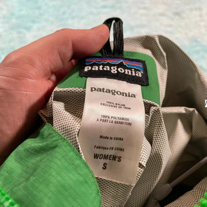 Green Patagonia Waterproof Jacket - Womens Small