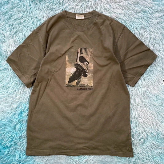 Vintage Khaki Garden Museum Okarma Graphic T Shirt - Small