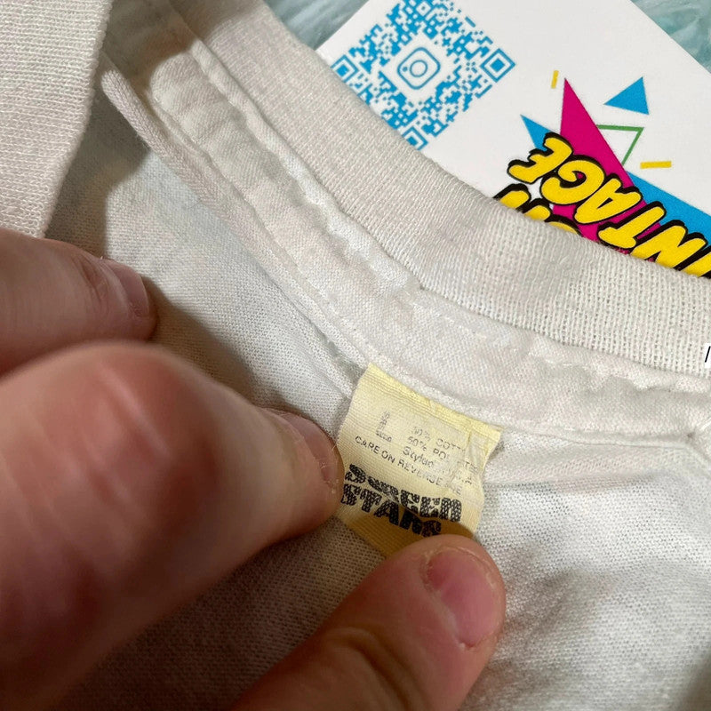 Vintage 80s White The European Graphic T Shirt - Large