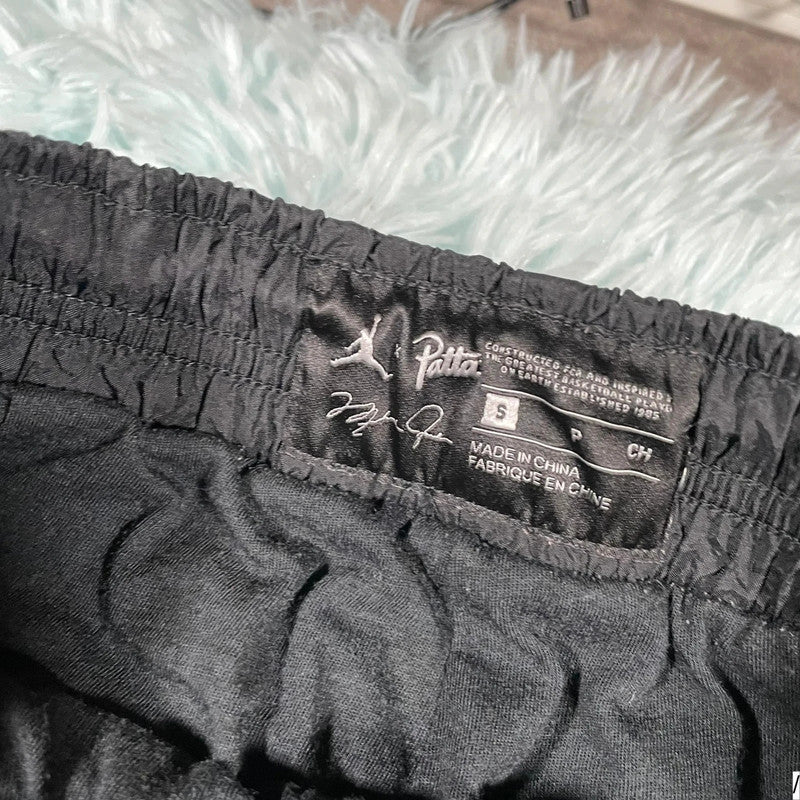Black Patta x Jordan Tracksuit Bottoms - Medium