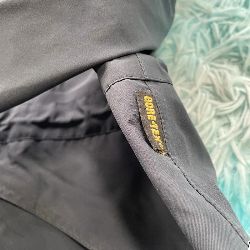 Grey Berghaus Gore-tex Windbreaker Jacket - Large