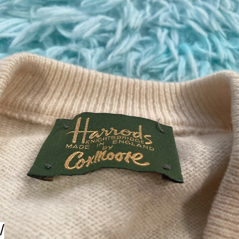 Vintage Cream Harrods Knitted Jumper V Neck - La