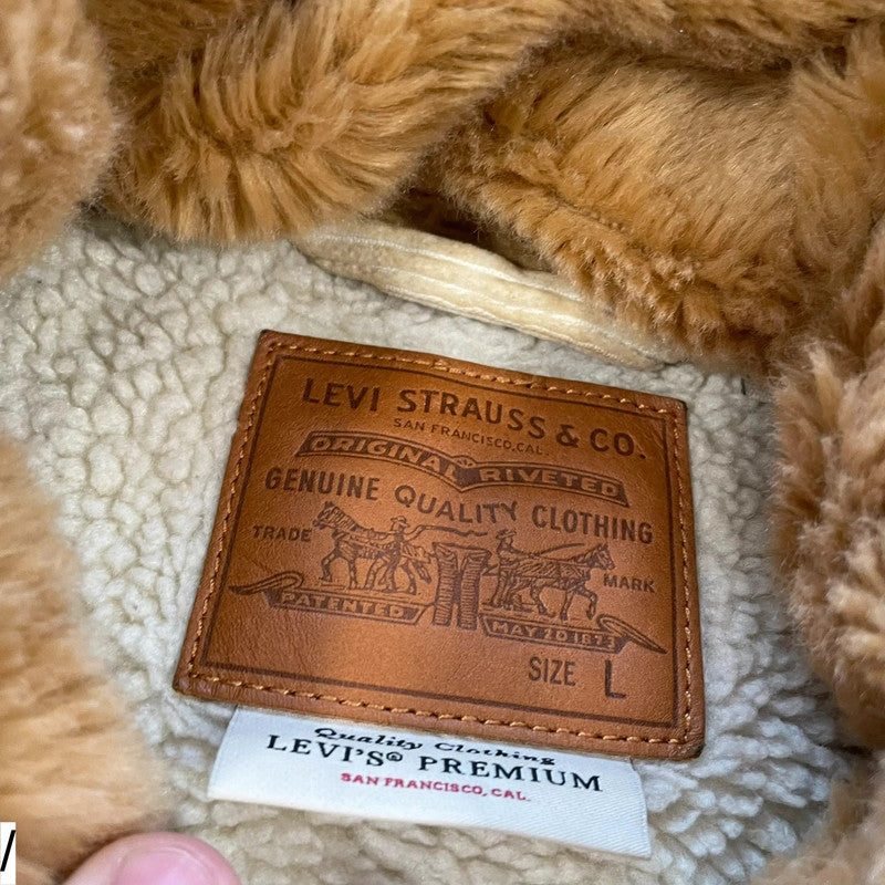Cream Levi’s Corduroy Sherpa Trucker Jacket - Large