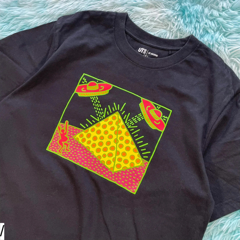 Black Uniqlo Graphic T Shirt - Medium