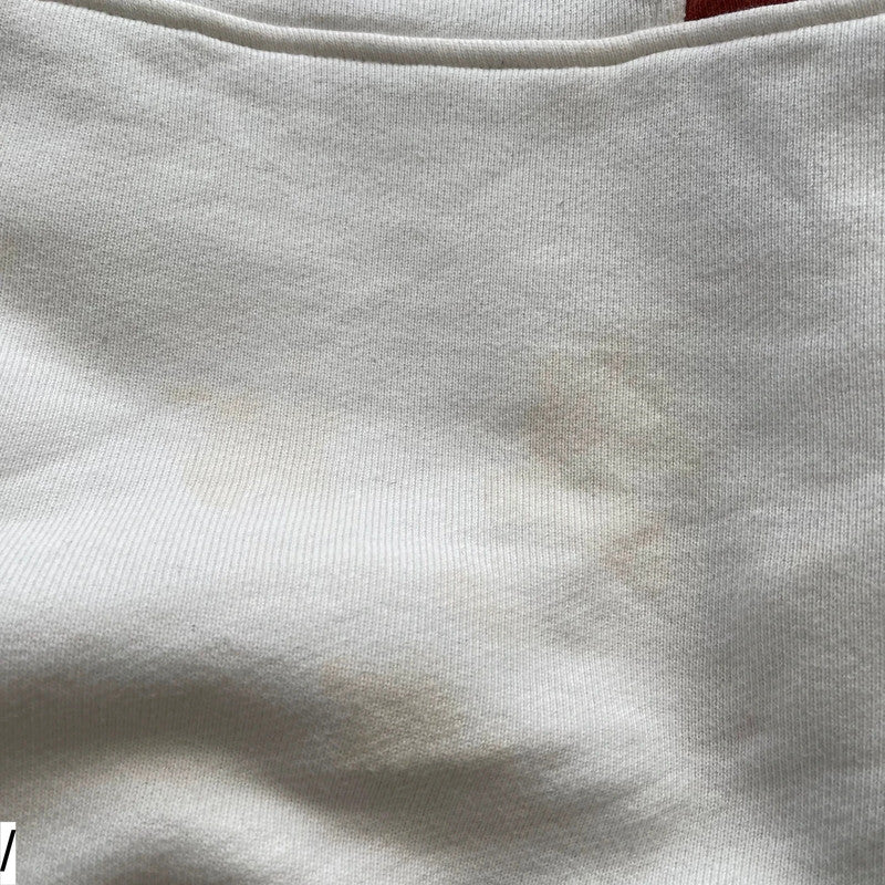 Retro White Nike Sweatshirt - Medium