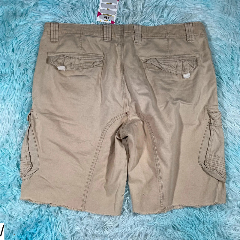 Vintage 00s Beige Cargo Shorts - 36W