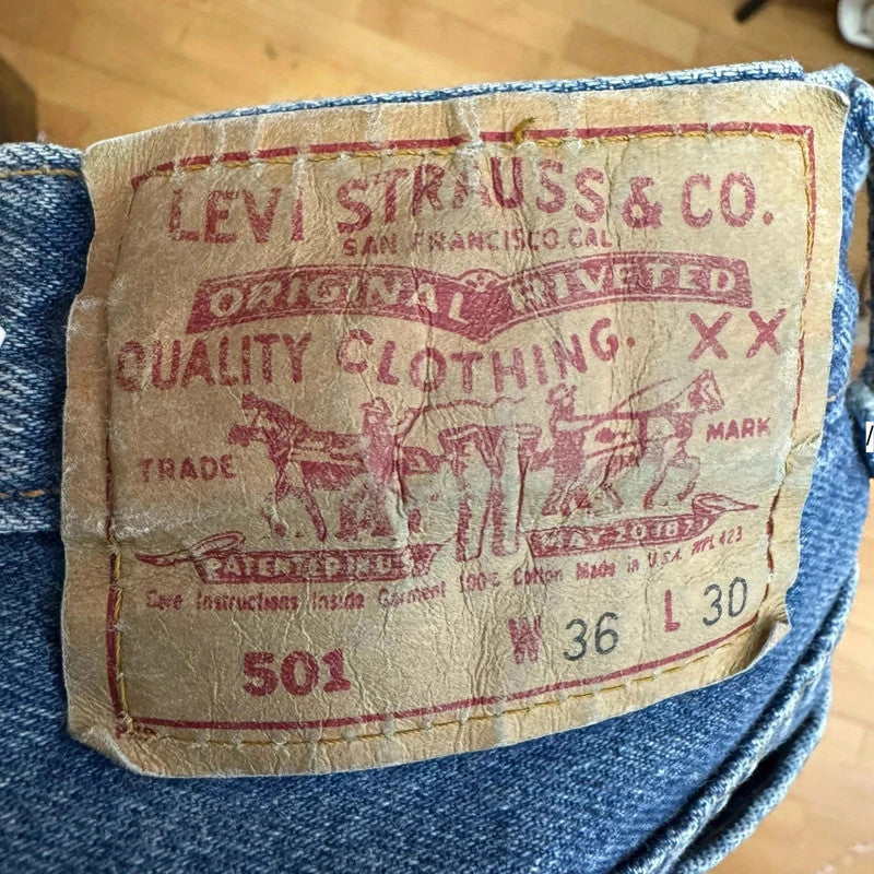 Vintage 90s Levi’s Jeans Made in USA - 36W 30L