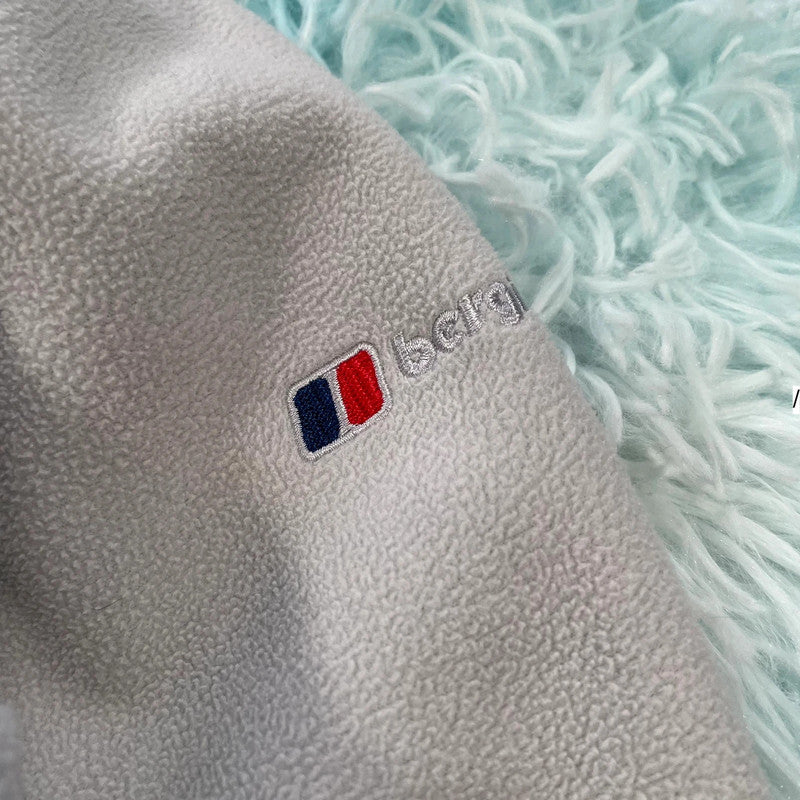 Vintage White Berghaus Fleece Jacket - Size 16