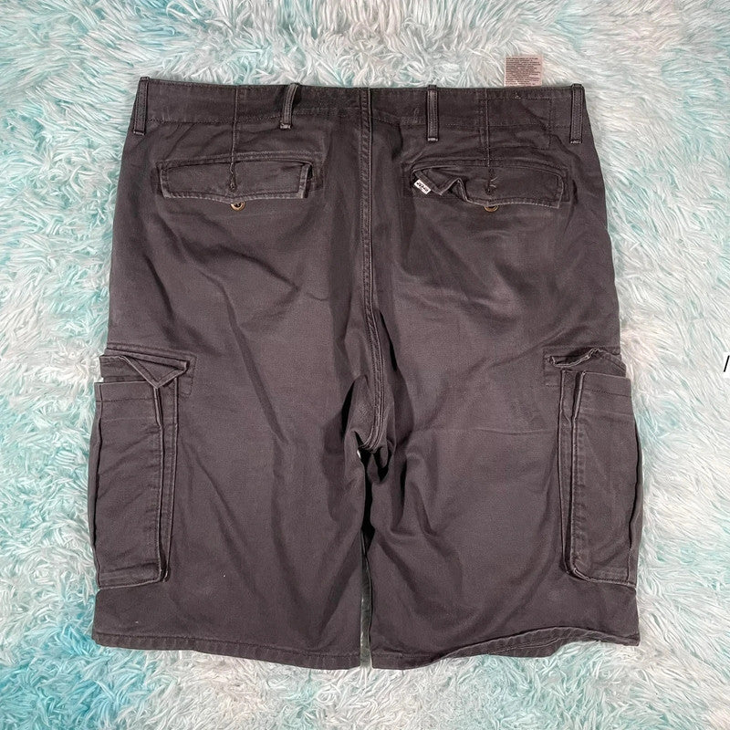 Dark Grey Levi’s Cargo Shorts - 38W