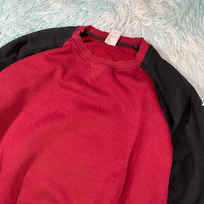 Red & Black Nike Sweatshirt - Large