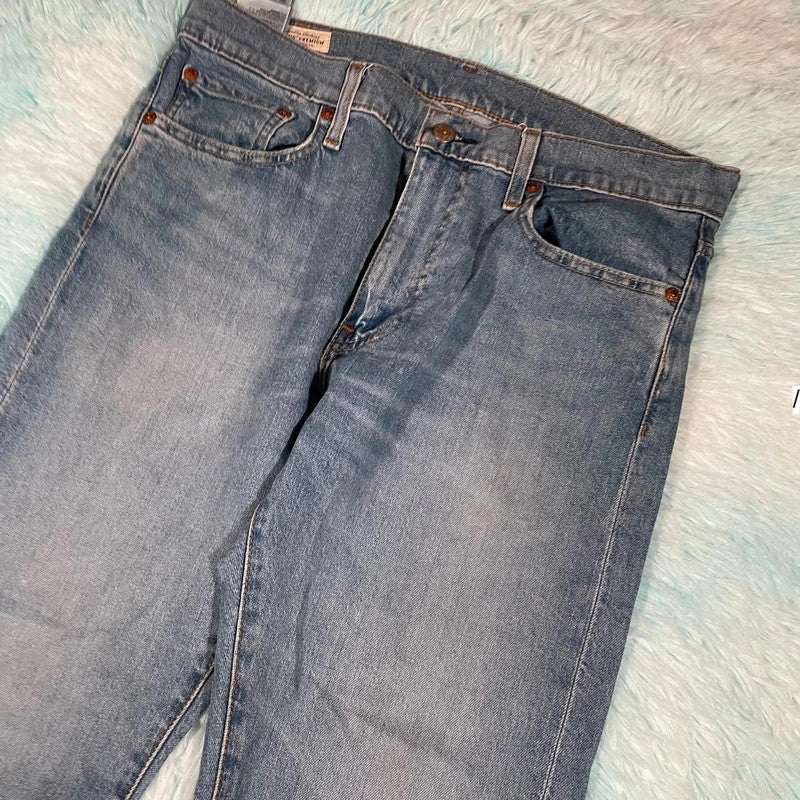 Blue Levi’s 510 Jeans Slim Fit - 32W 32L