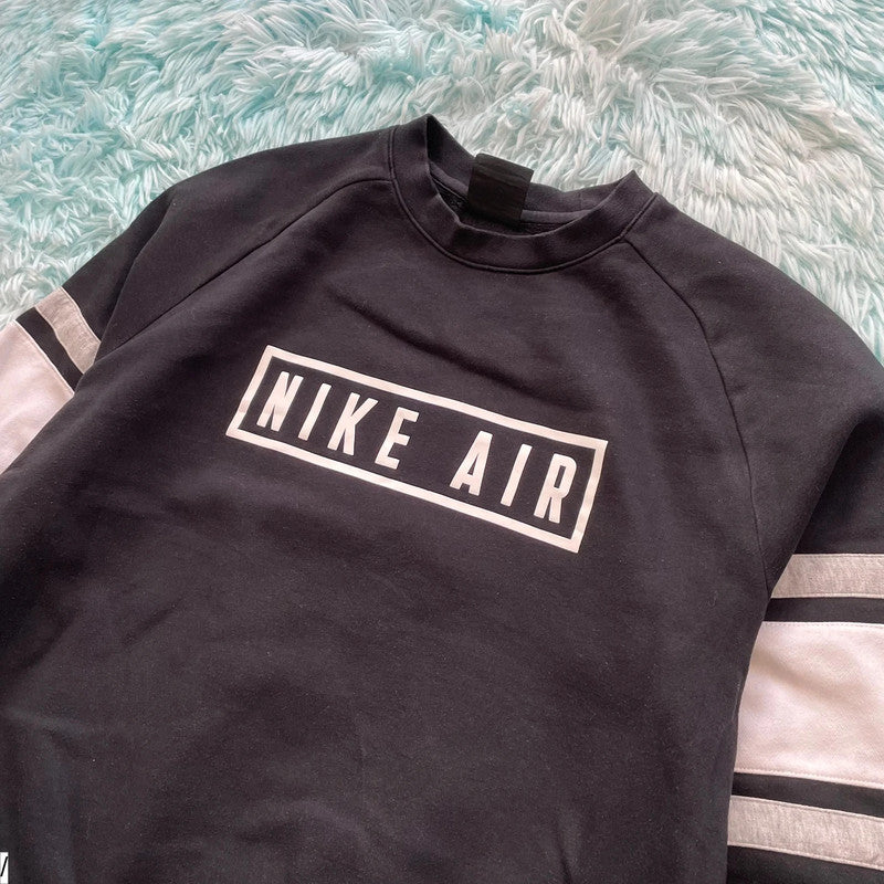 Black Nike Sweatshirt - Large