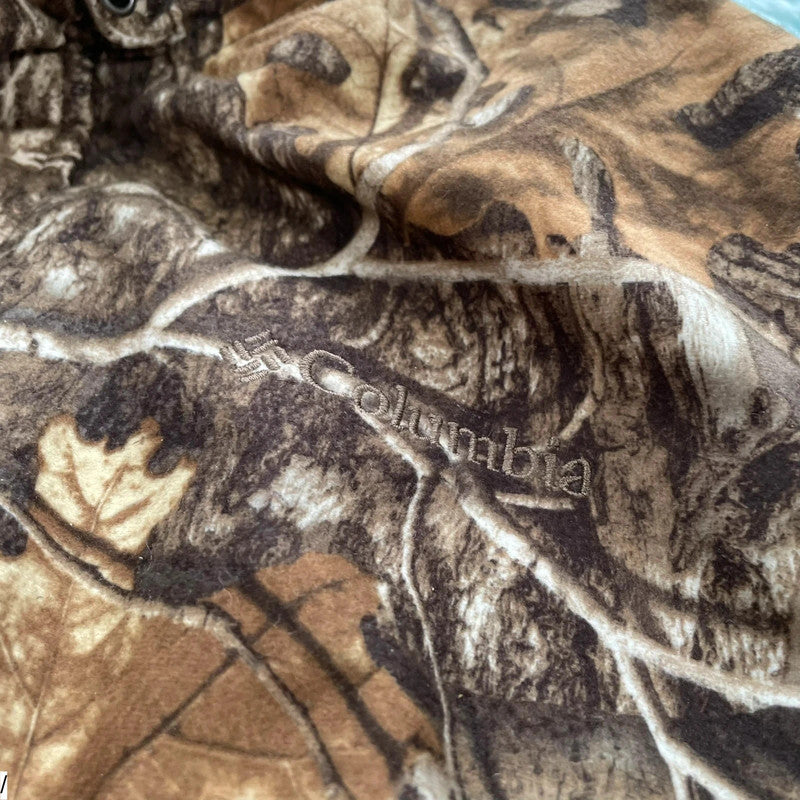 Vintage Columbia x Real Tree Camo Puffer Jacket - Medium