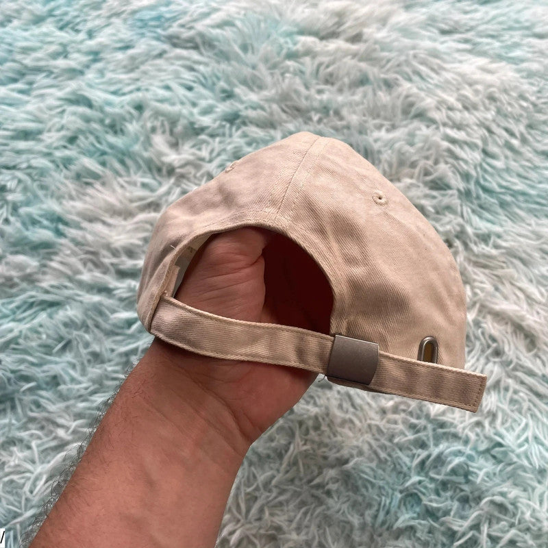 Beige iets frans Cap Urban Outfitters