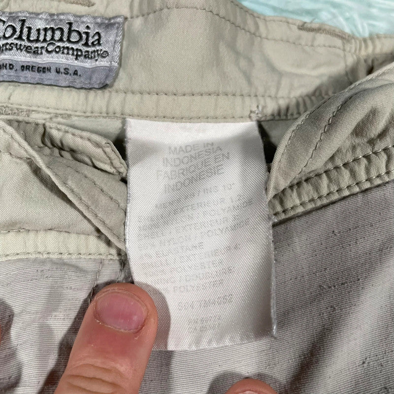 Beige Columbia Hiking Shorts - XS