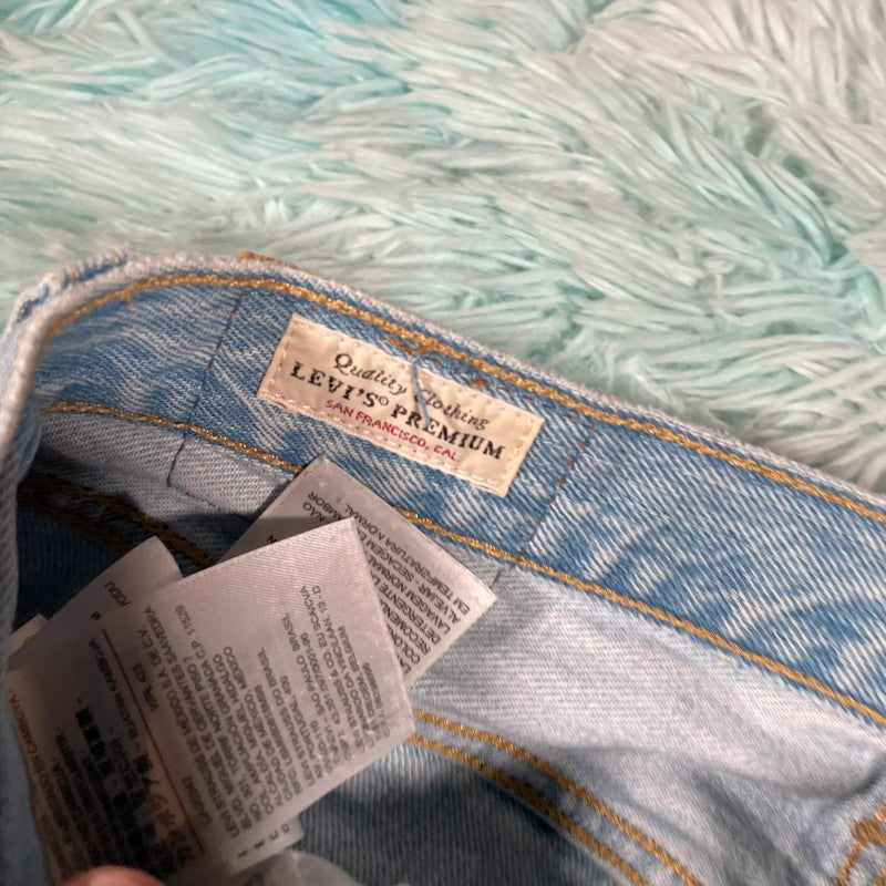 Light Blue Levi’s Jeans 501 - W25 L26