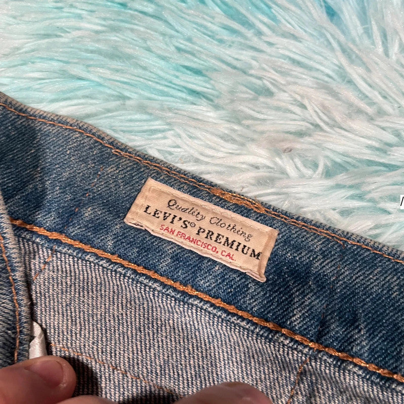 Light Blue Levi’s Jeans Slim - W31 L32