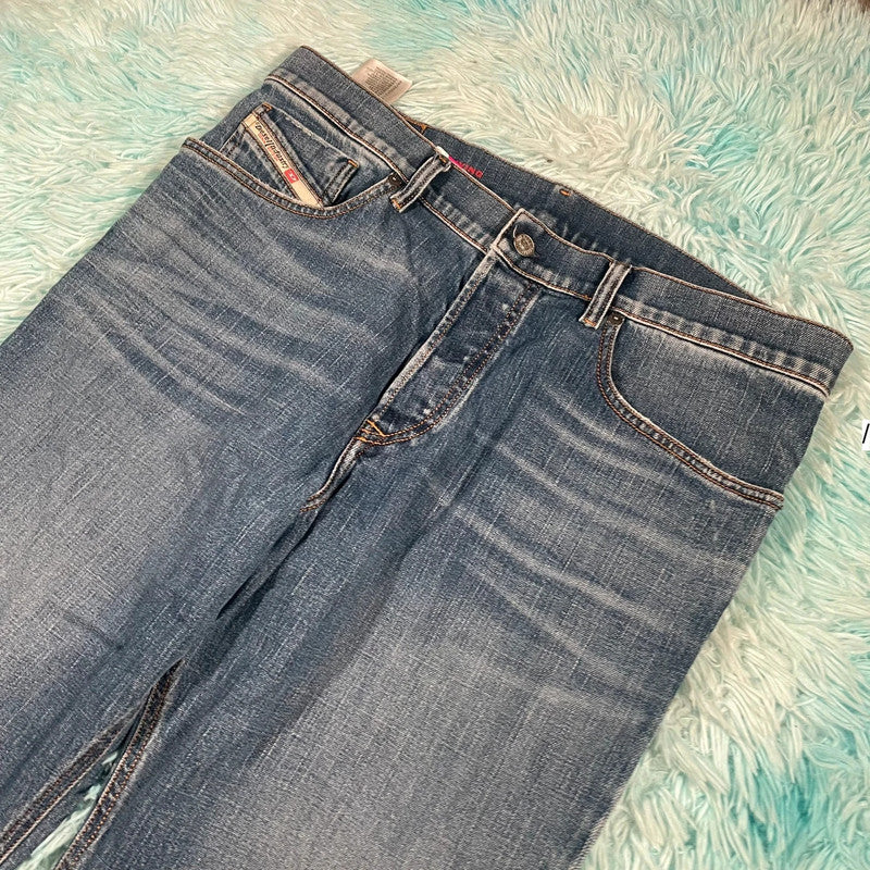 Vintage Diesel Jeans Tapered Straight Leg - 36W