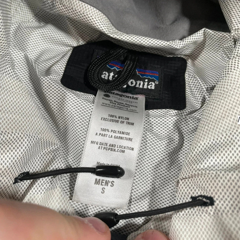 Black Patagonia Windbreaker Jacket - Small