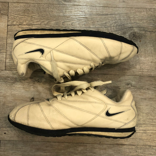 Vintage Cream Nike Trainers - UK8