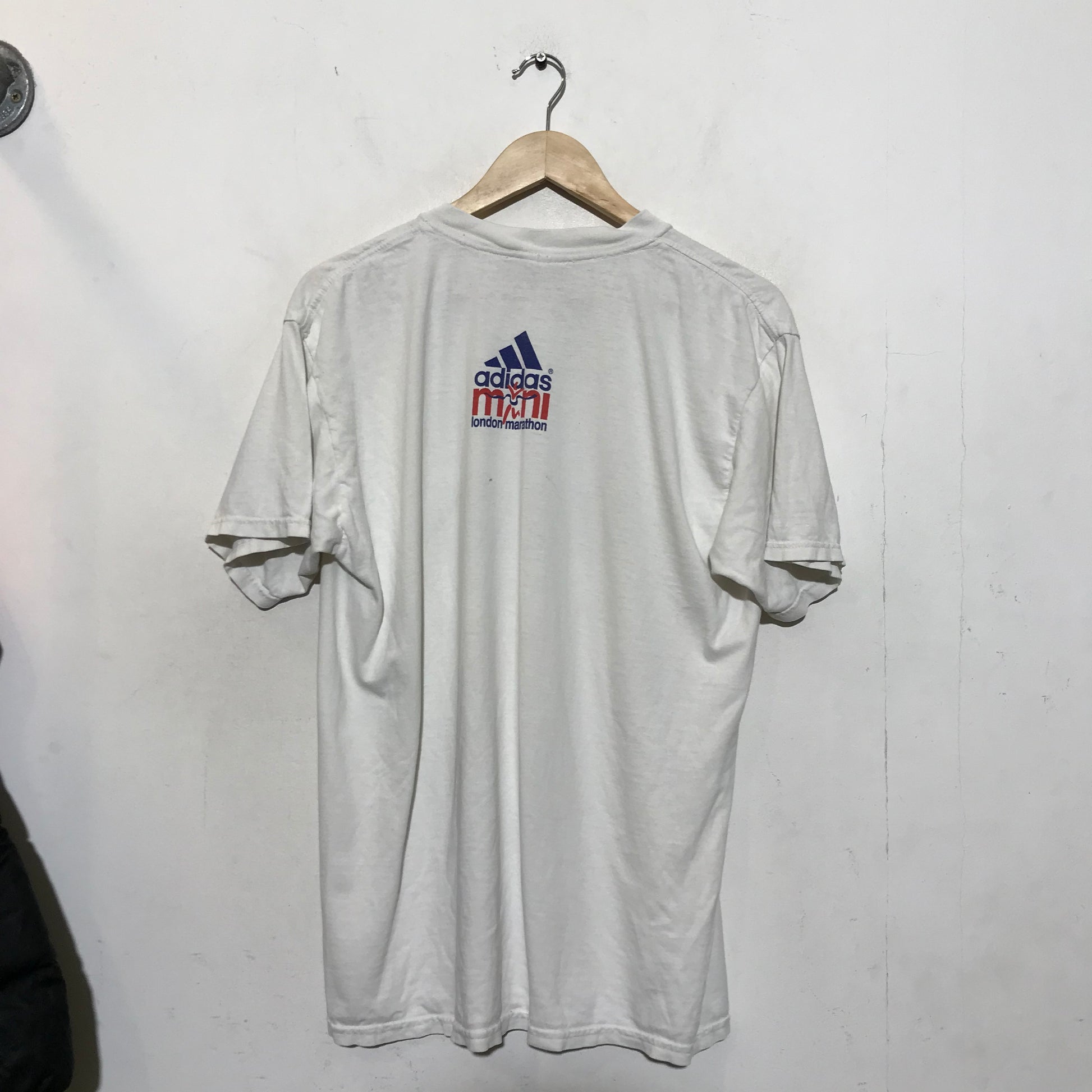 2002 White Adidas London T Shirt - Large – Leech