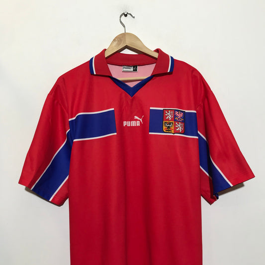 Vintage 90s Red 1998-2000 Czech Republic Away Shirt Puma - Large